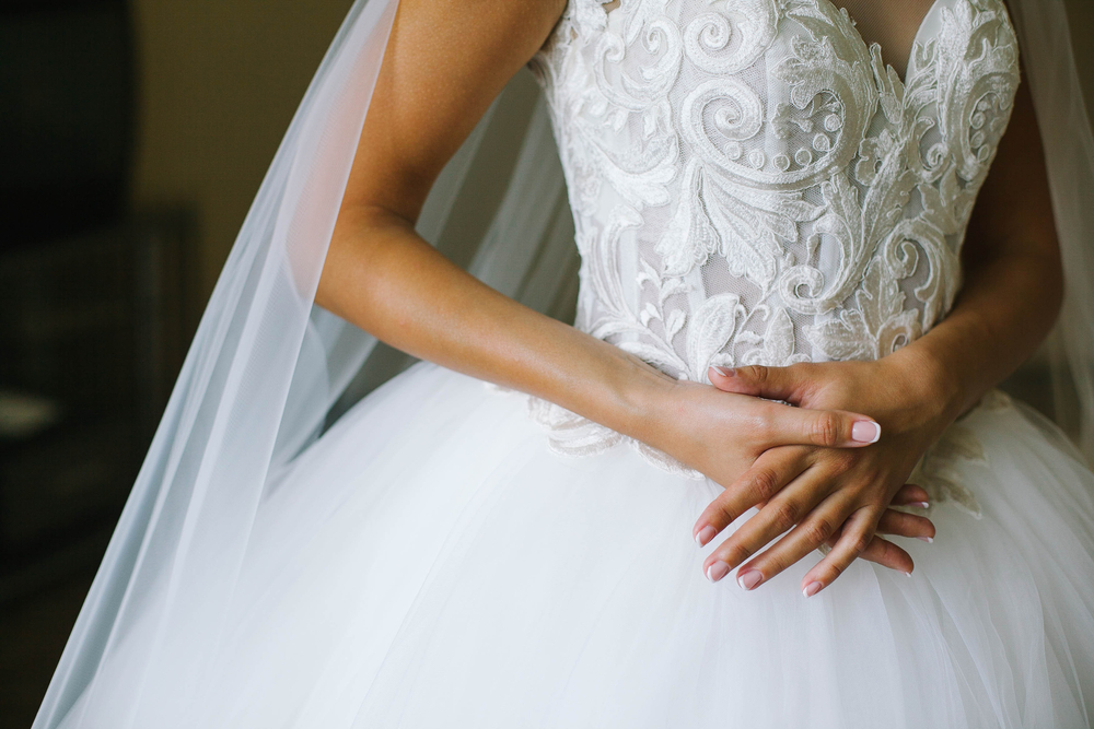 The Do’s And Don’ts To Avoid Bloating On Your Wedding Day