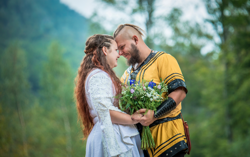 Couple got married in first traditional Viking wedding for almost 1000 years