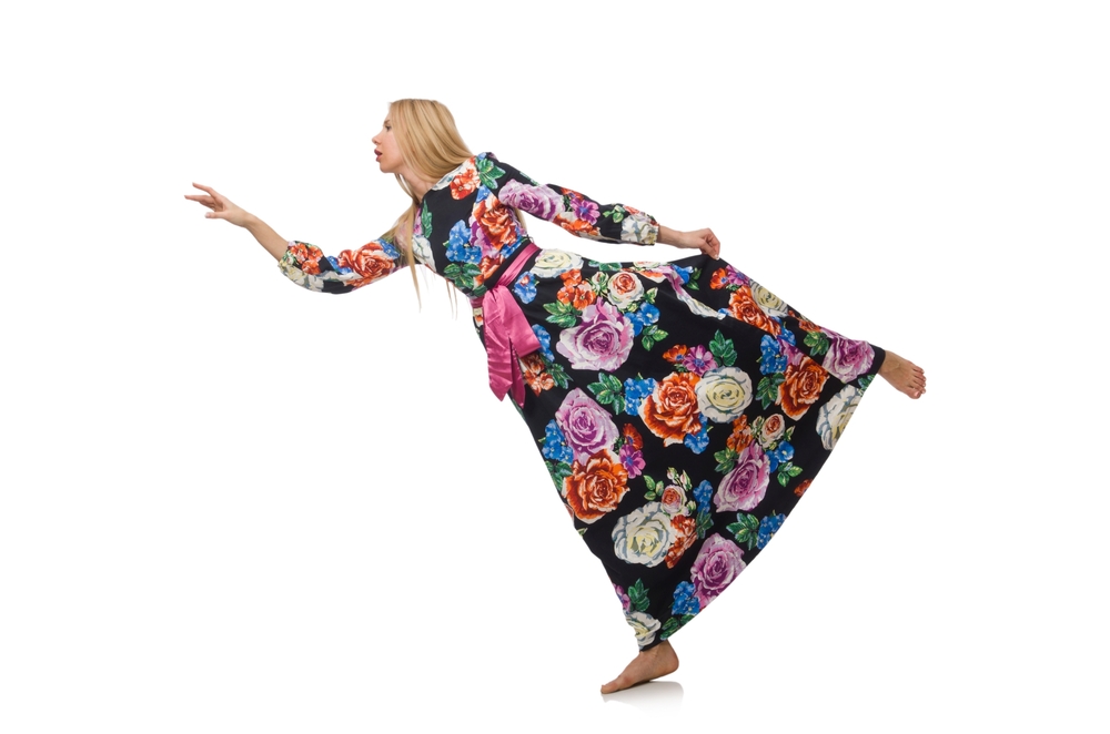 The all-new trend: wallpaper dresses