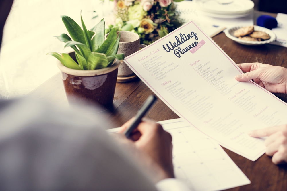 Choosing a wedding planner made easy with this top 5 list