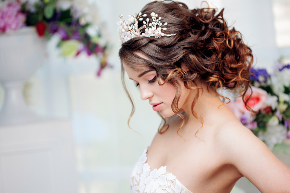 Hair Accessories For An Amazing Wedding Outfit