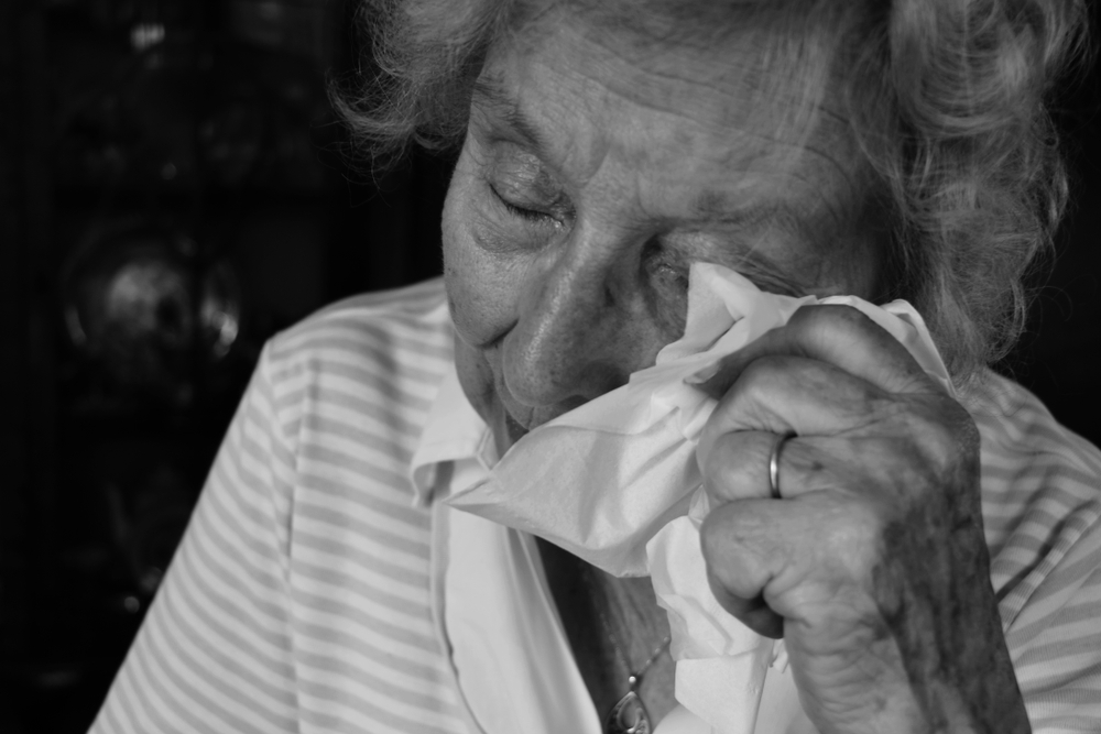 Bride-to-be secretly flies with wedding dress to see 103-year-old nana who couldn’t be at wedding